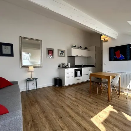 Appartamento Wehost - Calme, Confort Et Lumiere A Garibaldi *