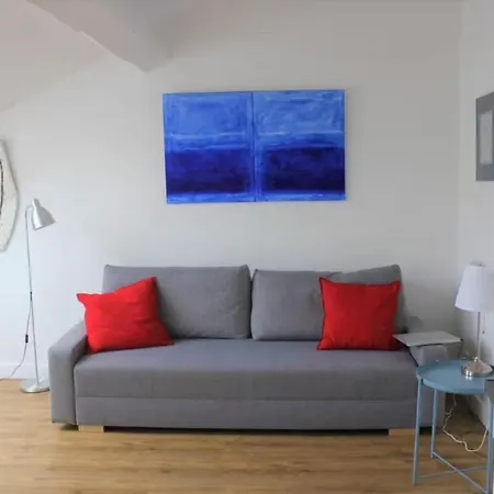 Rachais - Ci - 2 - Quiet Comfortable And Bright In Garibaldi